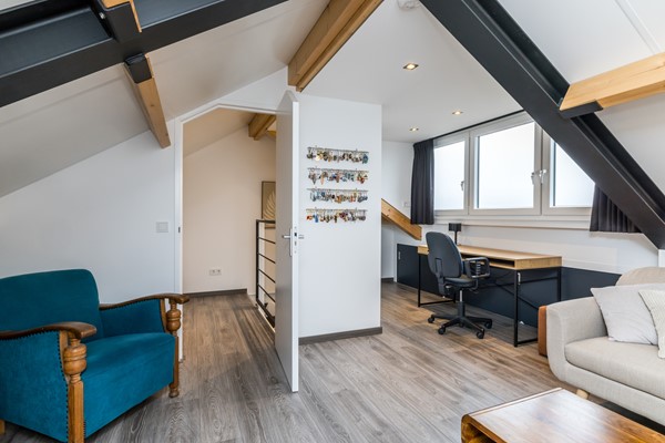 Foto - Te koop: Instapklare gemoderniseerde geschakelde 2 onder 1 kap woning in Simpelveld